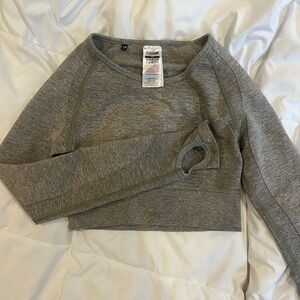 NWOT Gymshark Long Sleeve Workout Crop Top- XS